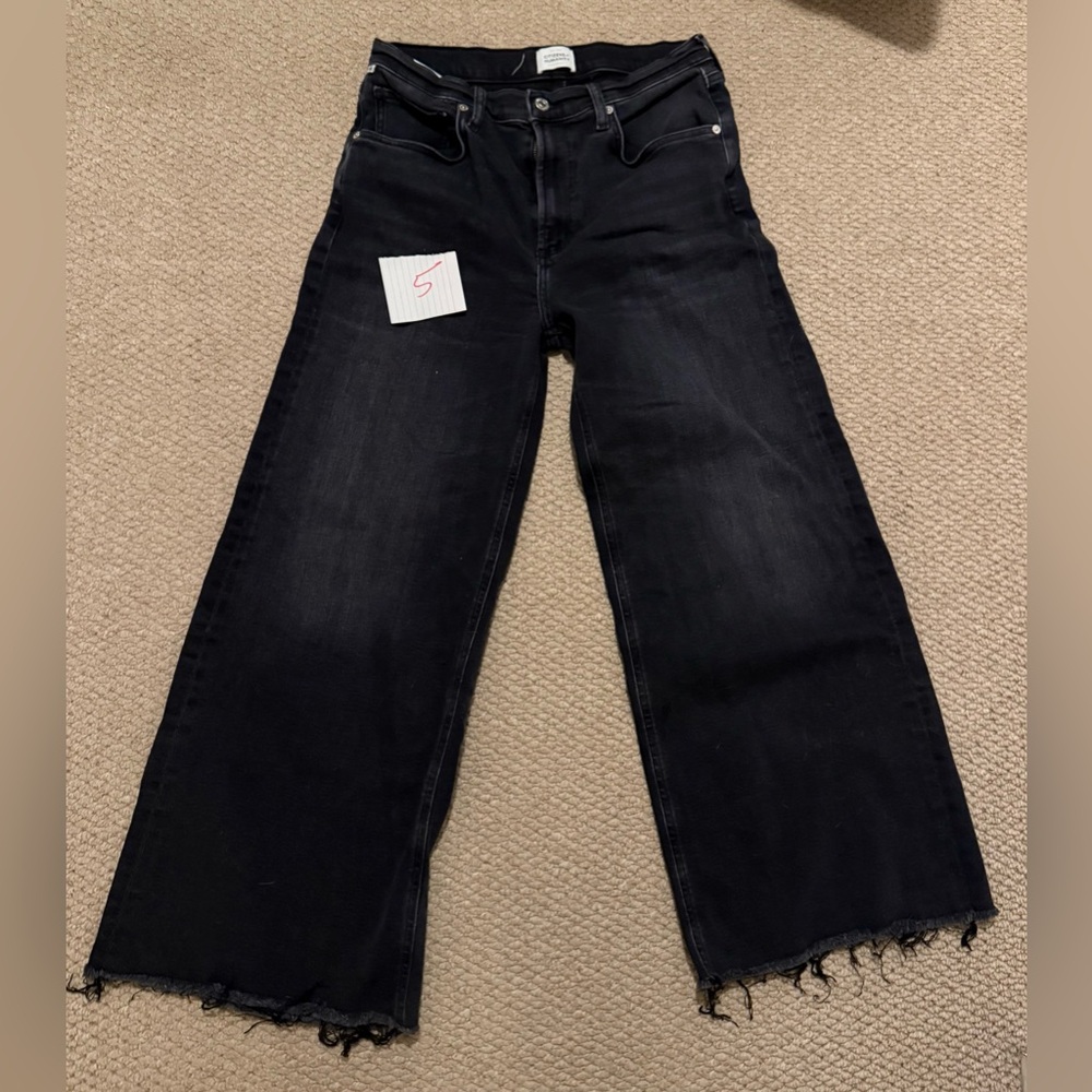 Citizens Of Humanity Dark Wash Cropped Wide-Leg Raw Edge Jeans